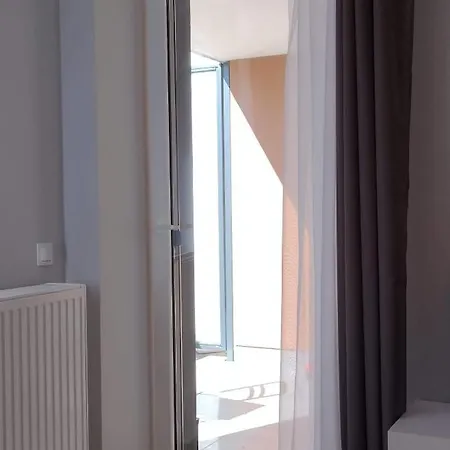 Luxury & Stylish In Wola Warsaw, Balcony * ワルシャワ