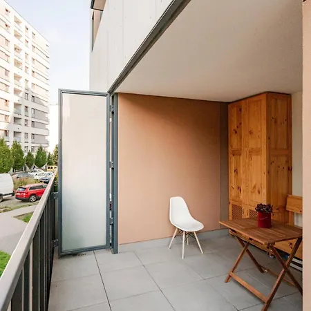 Luxury & Stylish In Wola Warsaw, Balcony *