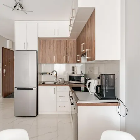 Appartement Luxury & Stylish In Wola Warsaw, Balcony *
