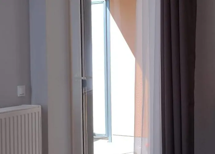 Luxury & Stylish In Wola Warsaw, Balcony * Varsó