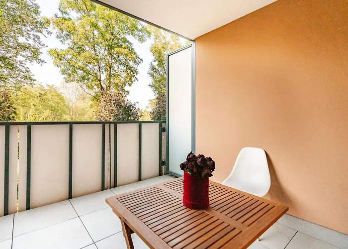 Luxury & Stylish In Wola Warsaw, Balcony Apartman Varsó