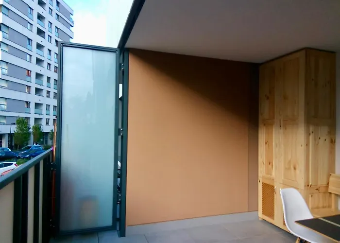 Apartman Luxury & Stylish In Wola Warsaw, Balcony