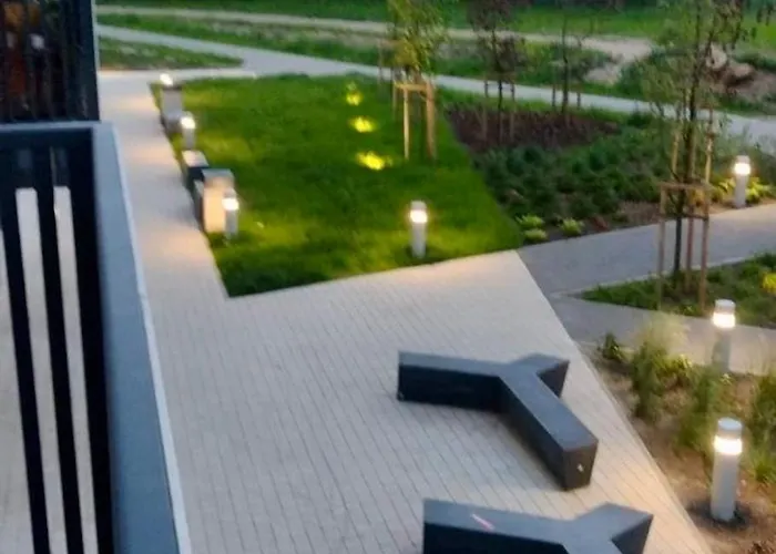 Luxury & Stylish In Wola Warsaw, Balcony Apartman Varsó